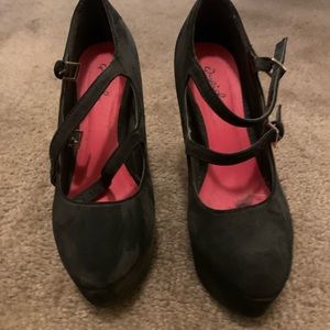Charlotte Russe heels in black size 7